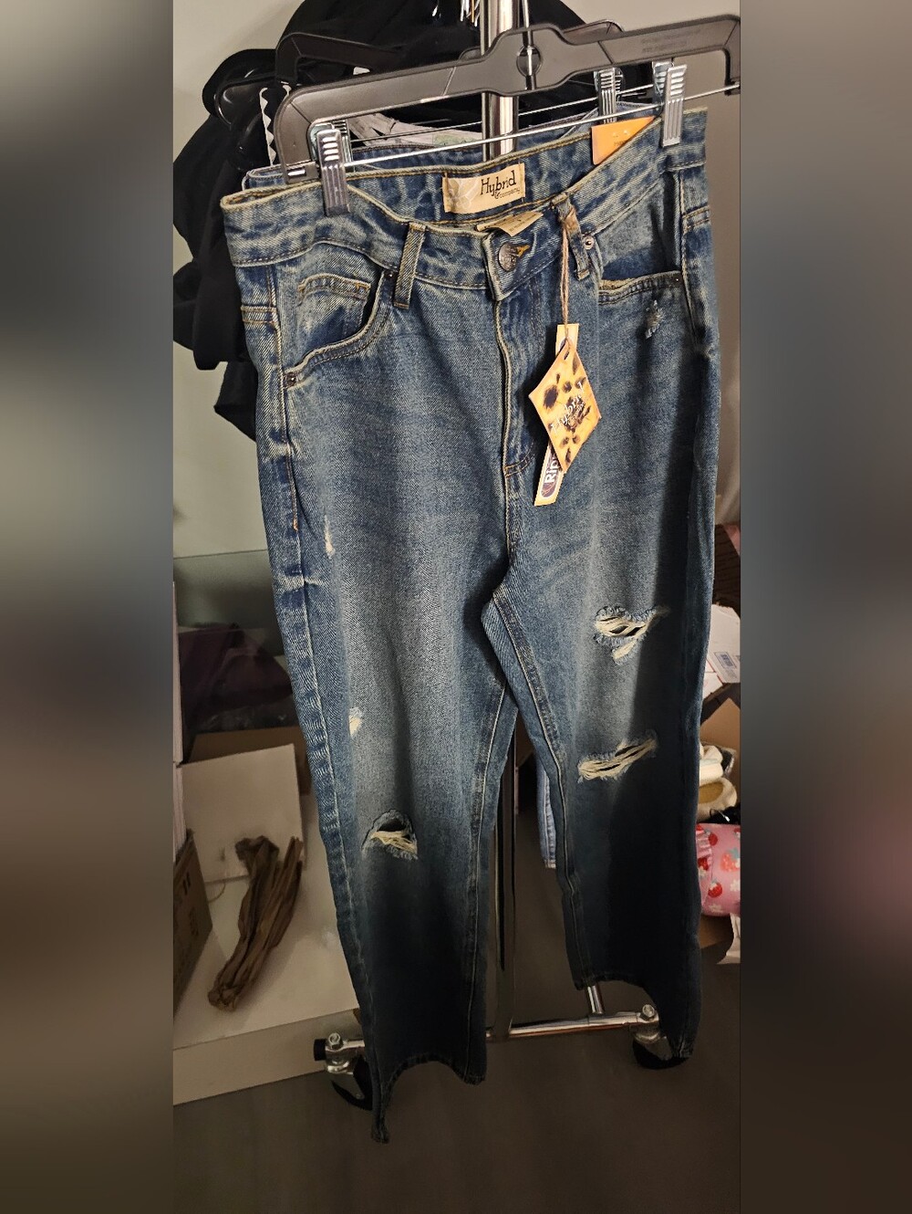 Hybrid & company Women's Distressed Straight-Leg Jeans in Medium Blue
